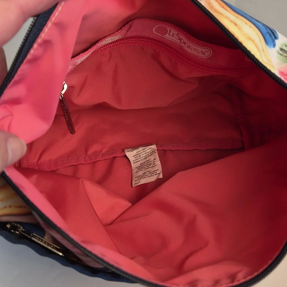 Colorful macaron print - Le Sportsac crossbody bag - Picture 6 of 9